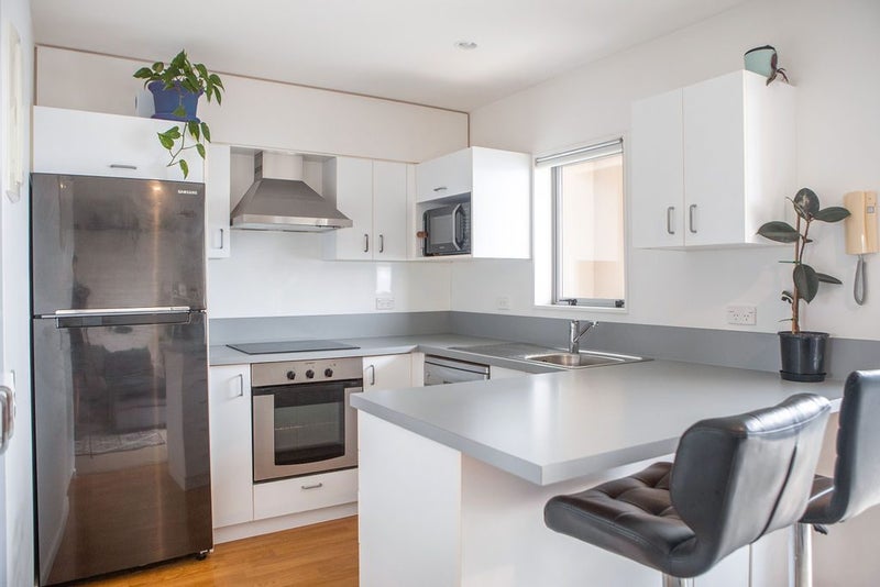 C4/101 Caledonian Road, St Albans, Christchurch - Carousel 2