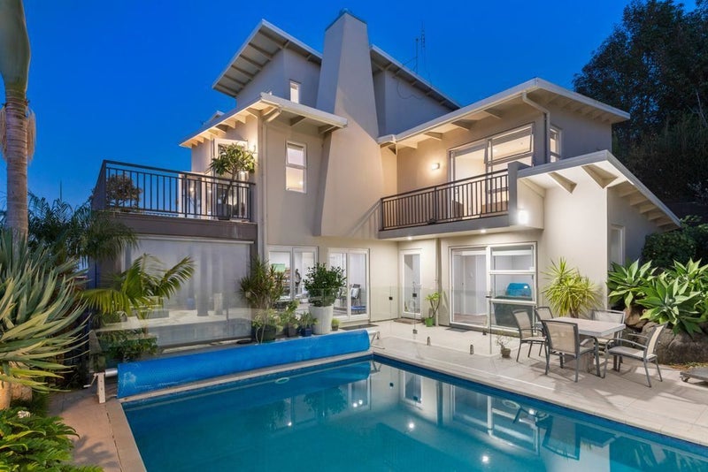 1 Sykes Avenue, Hatfields Beach, Orewa - Carousel 33