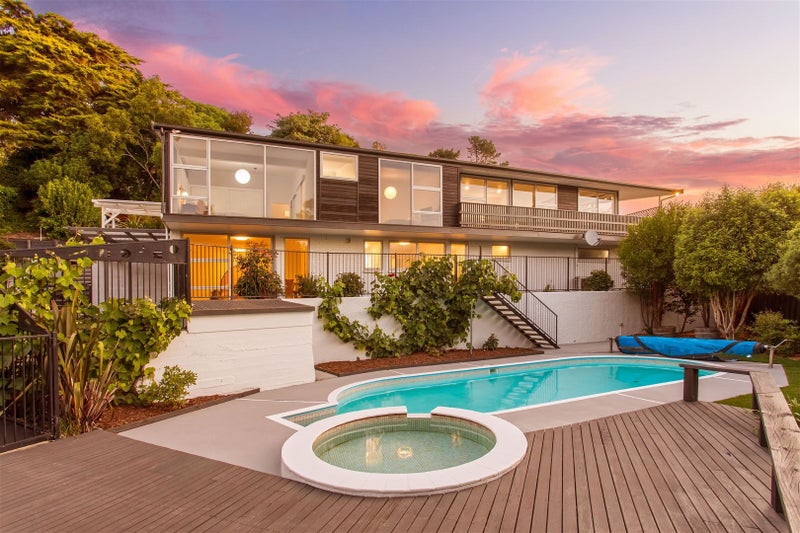 8 Pentre Terrace, Cashmere, Christchurch - Carousel 1