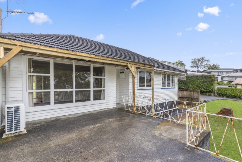 9 Sunnyfield Crescent, Glenfield, Auckland - Carousel 2