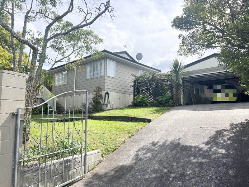 2 Cushla Place, Massey, Auckland - Carousel 1