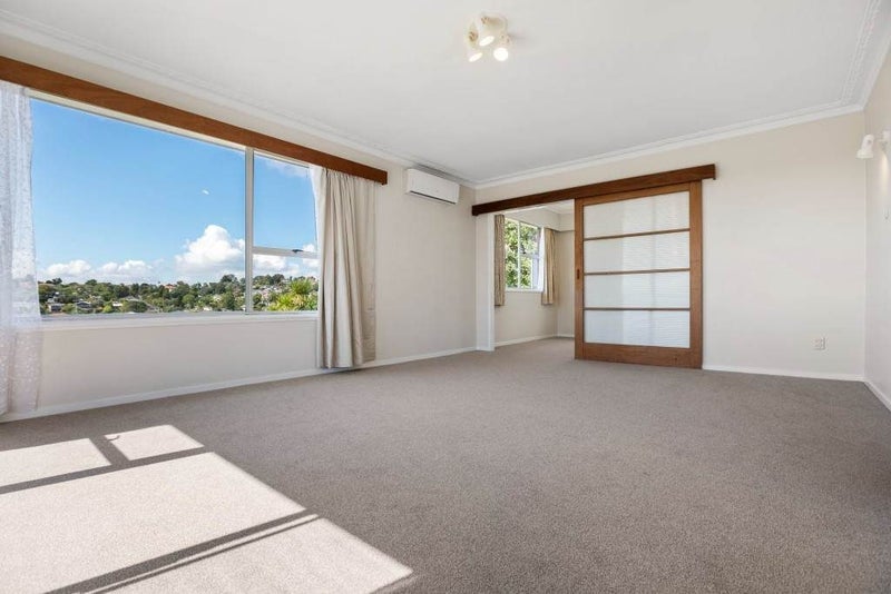 9 Welland Place, Hillcrest, Auckland - Carousel 2