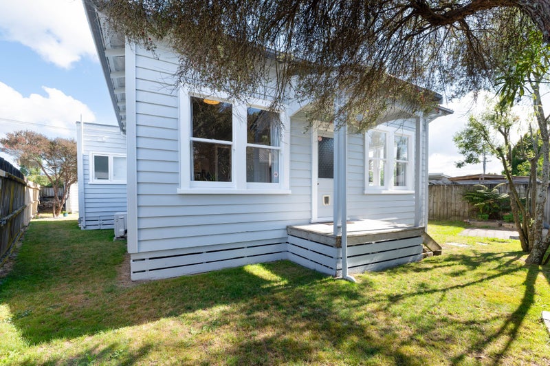 1A Mahana Road, Saint Andrews, Hamilton - Carousel 17