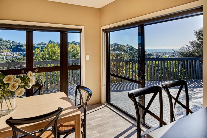 56 Mercury Way, Whitby, Porirua - Carousel 1