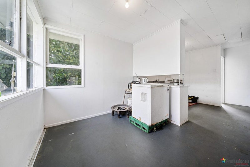 531 Massey Road, Mangere, Auckland - Carousel 5