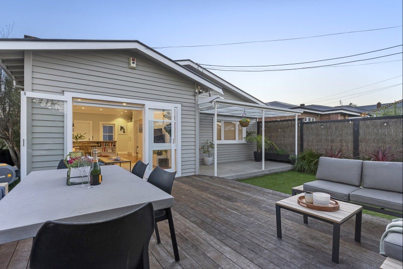 1/74 Kiwi Road, Point Chevalier, Auckland - Carousel 2