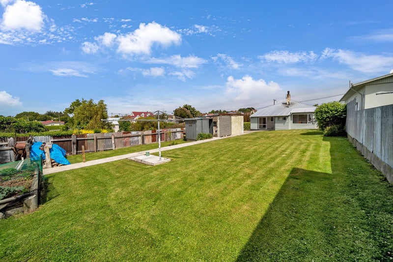 35 Till Street, South Hill, Oamaru - Carousel 34