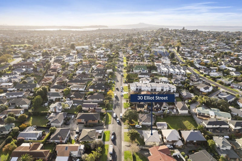 30 Elliot Street, Howick, Auckland - Carousel 19