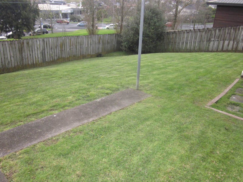 16 Altair Place, Windsor Park, Auckland - Carousel 2