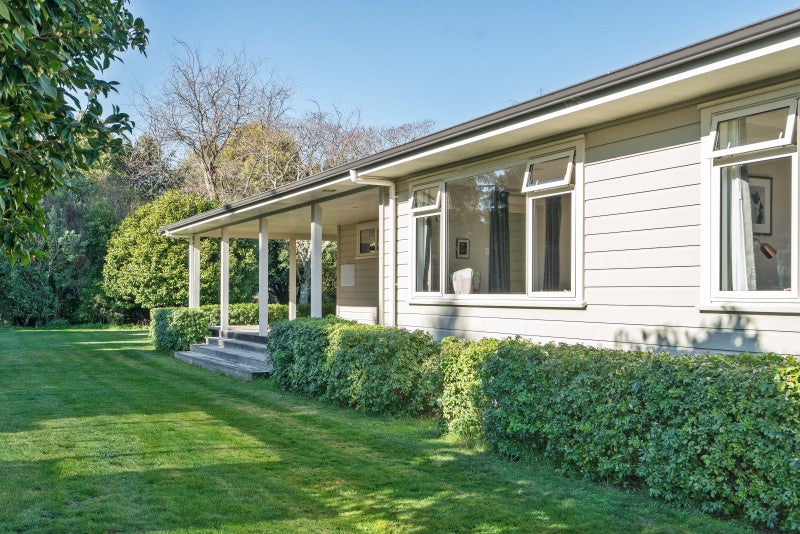 237C State Highway 2, Ōpaki - Carousel 1