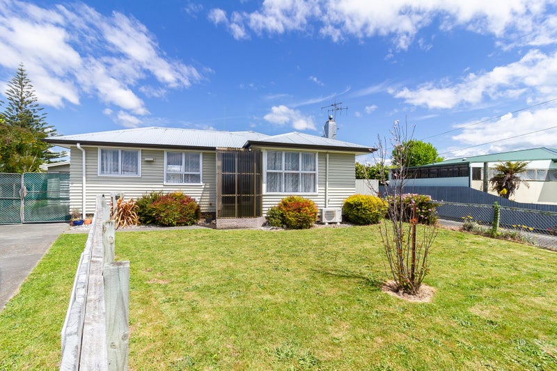 8 Curling Crescent, Onekawa, Napier - Carousel 16