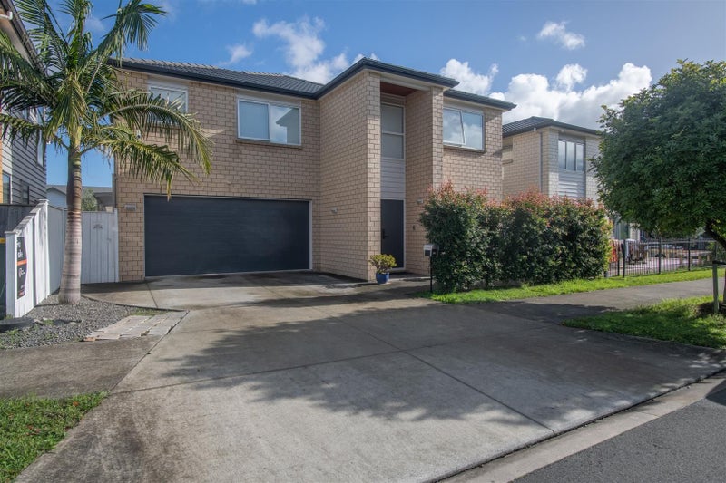 45 Rosewell Crescent, Flat Bush, Auckland - Carousel 2