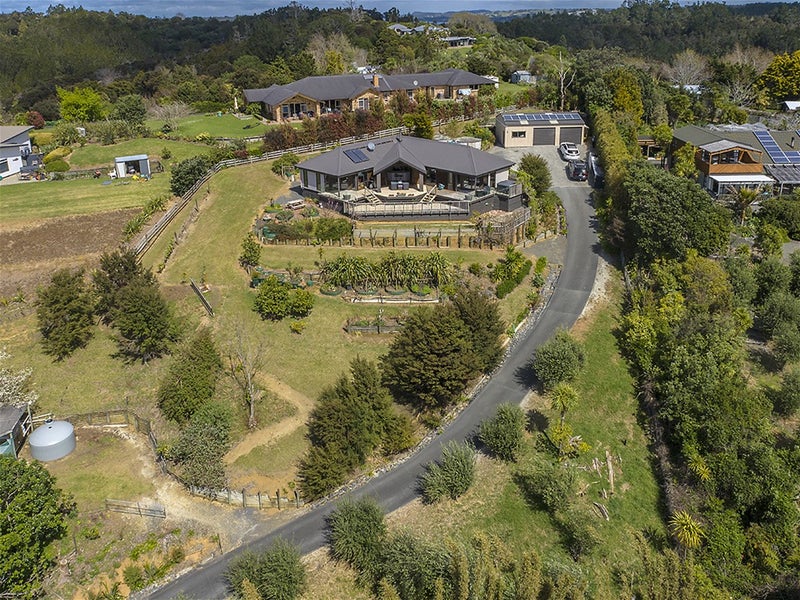 4 Kanuka Road, Sandspit, Warkworth - Carousel 22