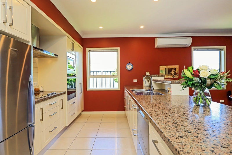 4 Pukaki Place, Poraiti, Napier - Carousel 2