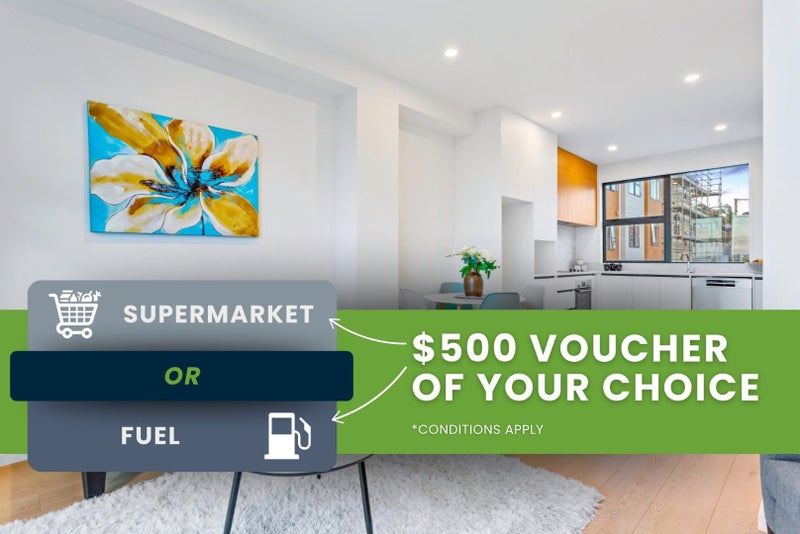 8/28 Lavelle Road, Henderson, Auckland - Carousel 1