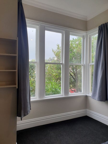 26 Plunket Street, Kelburn, Wellington - Carousel 2
