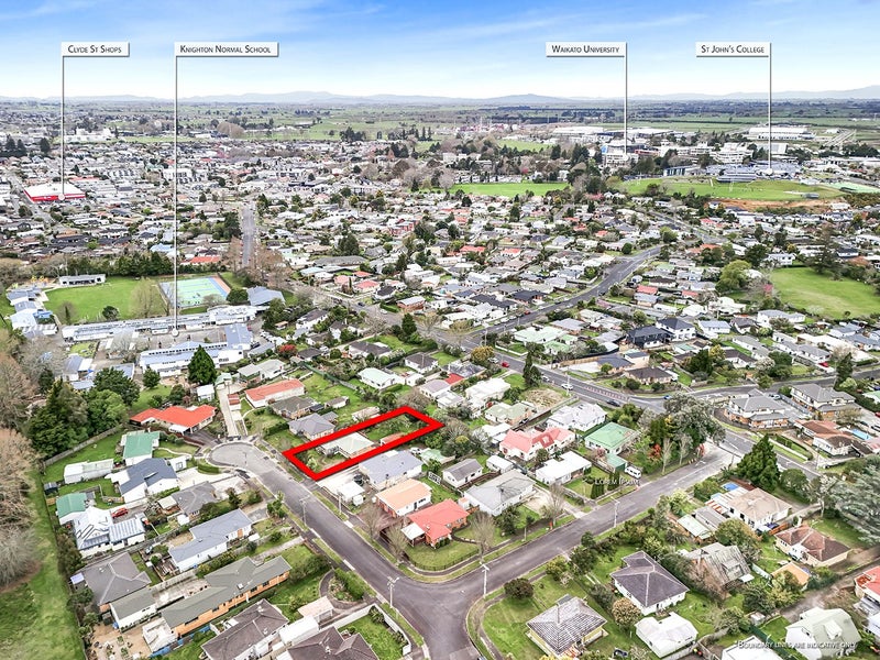 12 Somme Crescent, Hillcrest, Hamilton - Carousel 17