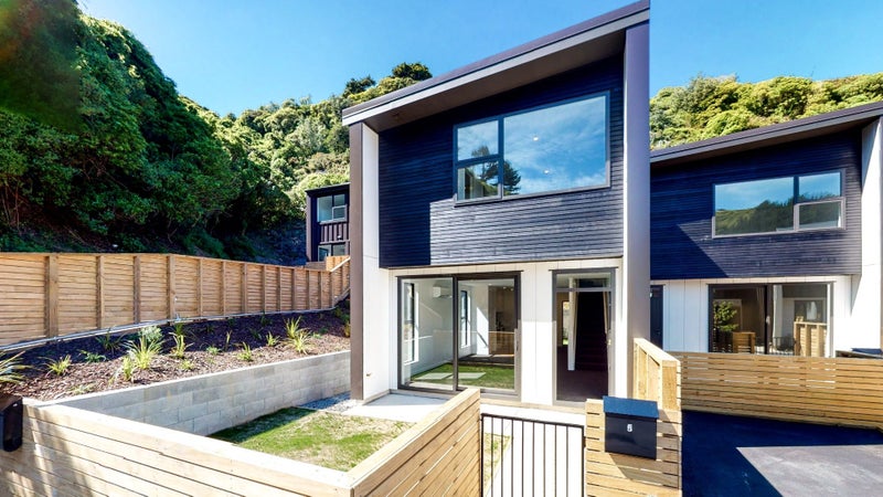 5 Rua Kai WAY, Brooklyn, Wellington - Carousel 1