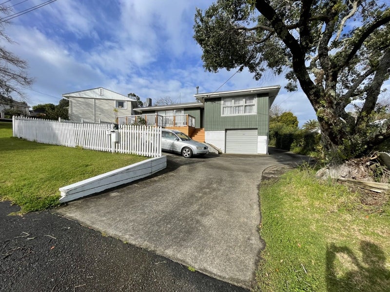 10 Hinau Street, New Lynn, Auckland - Carousel 2