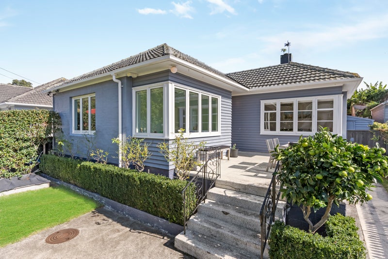 106A McCullough Avenue, Mount Roskill, Auckland - Carousel 1