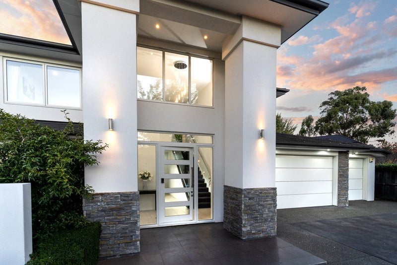 11 Rivers Edge, Northwood, Christchurch - Carousel 2