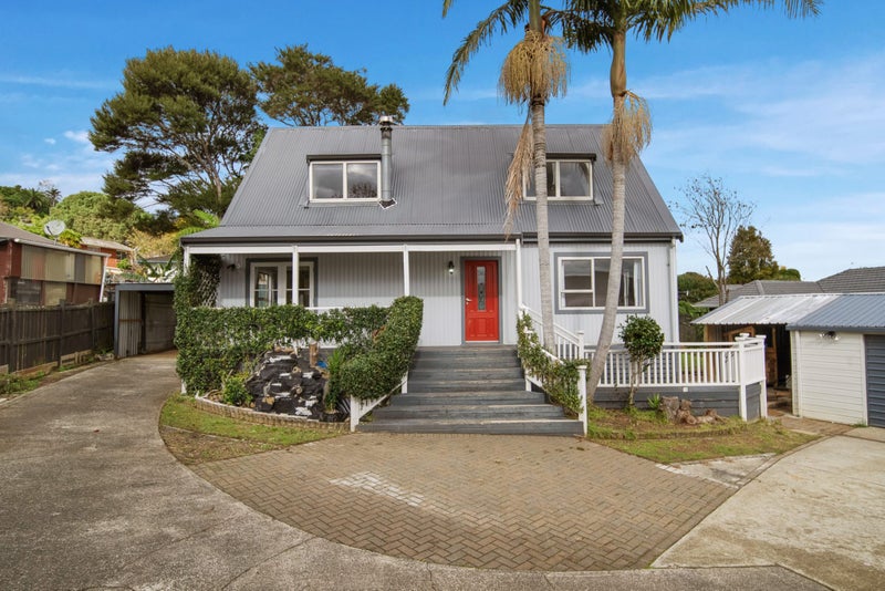 8 Chrisarda Place, Red Hill, Papakura - Carousel 1