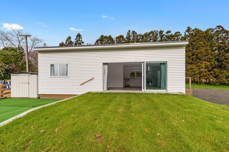 214 Coatesville-Riverhead Highway, Albany - Carousel 2