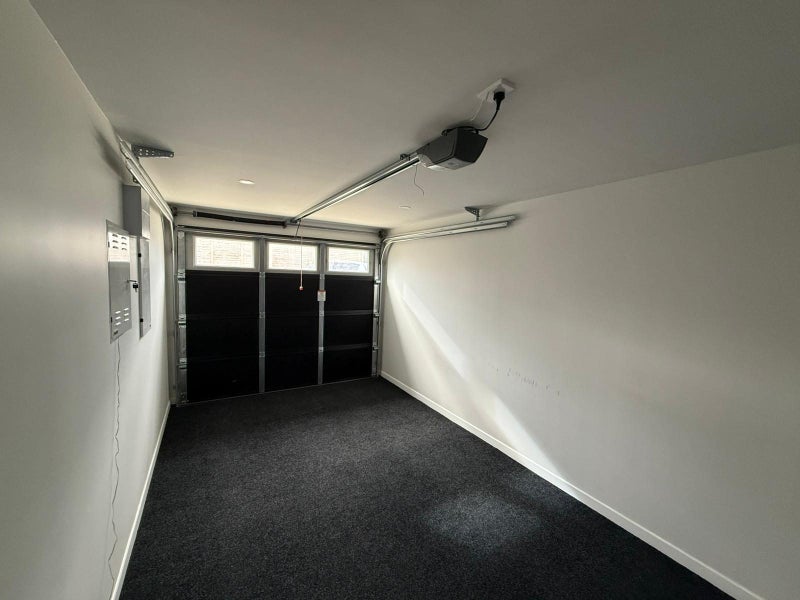 7B Guildford Place, Glen Innes, Auckland - Carousel 10