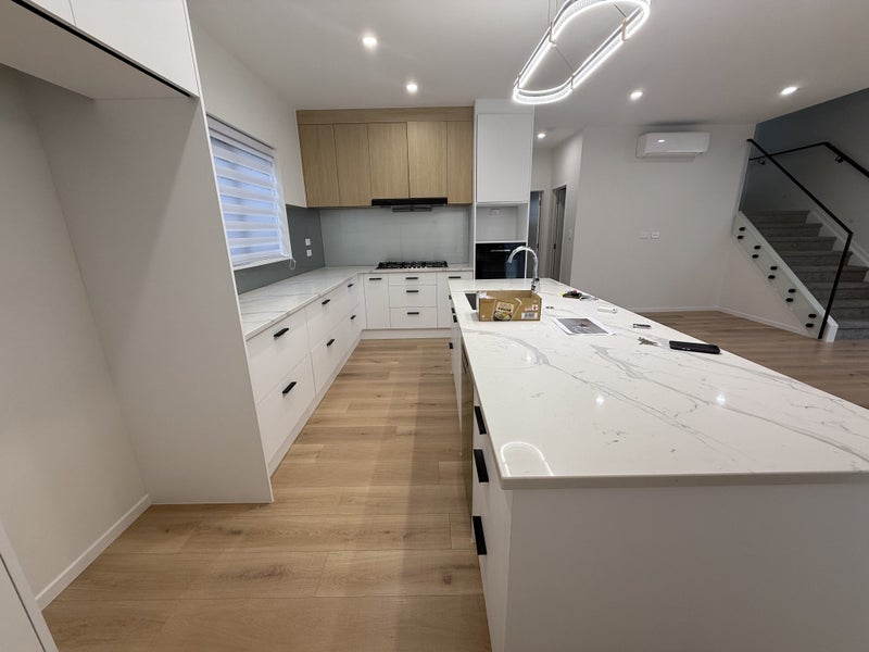 10A Colum Place, Bucklands Beach, Auckland - Carousel 2