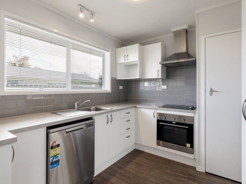 18B Bremworth Avenue, Dinsdale, Hamilton - Carousel 2