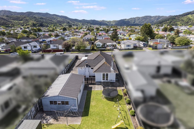 5 Dunn Street, Wainuiomata, Lower Hutt - Carousel 21