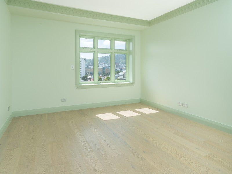 1/9 Hawker Street, Mount Victoria, Wellington - Carousel 2