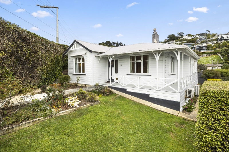 38 Cliffs Road, Saint Clair, Dunedin - Carousel 2