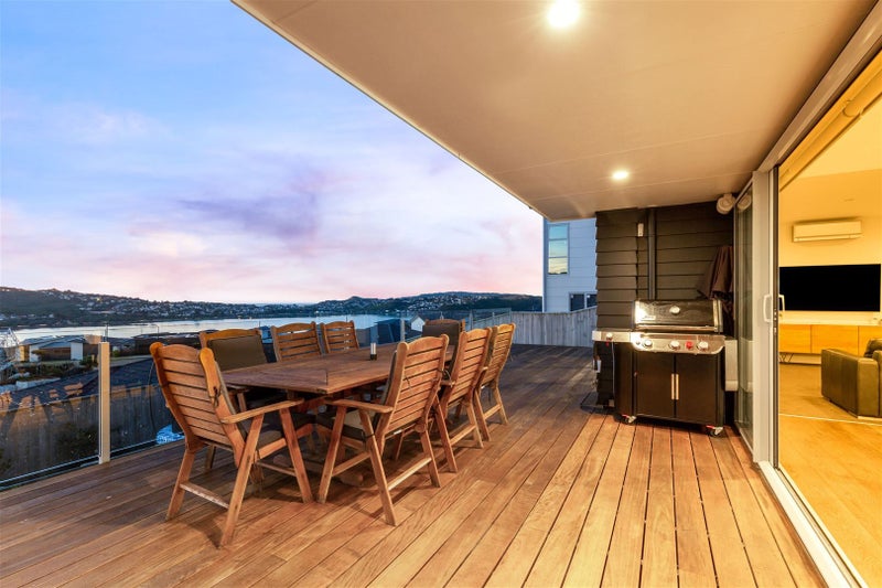 78 Queen Charlotte Drive, Aotea, Porirua - Carousel 1