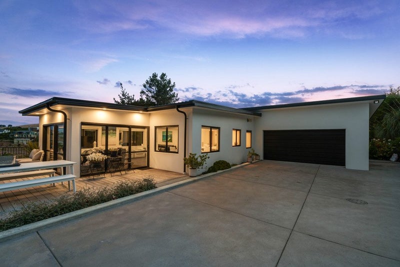 163 Clifton Terrace, Clifton, Christchurch - Carousel 1