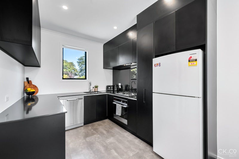 5 Green Lane, Wallaceville, Upper Hutt - Carousel 2