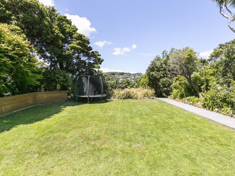 32 Rothsay Road, Ngaio, Wellington - Carousel 2