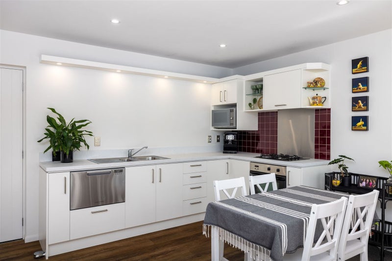 42 Beechwood Drive, Northwood, Christchurch - Carousel 2