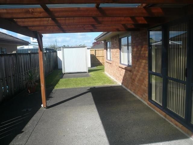 16 Millstone Lane, Henderson, Auckland - Carousel 2