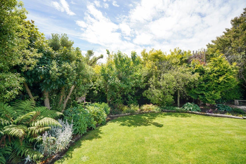 43 Second Street, Kennington - Carousel 29