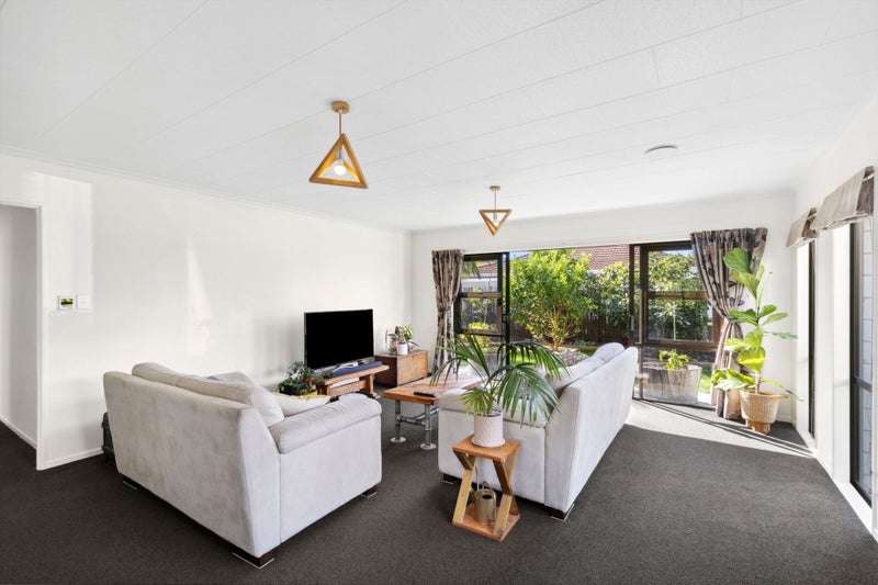 7 Sovereign Street, The Wood, Nelson - Carousel 1