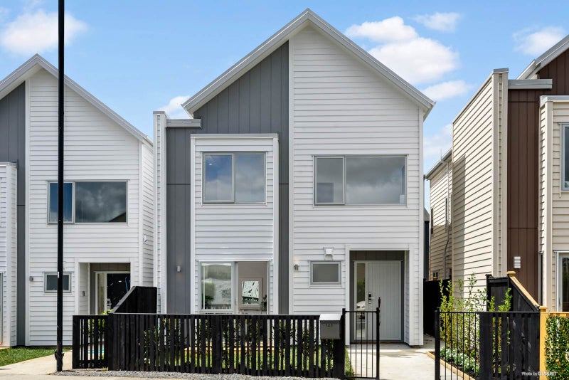 143 Clark Road, Hobsonville, Auckland - Carousel 2