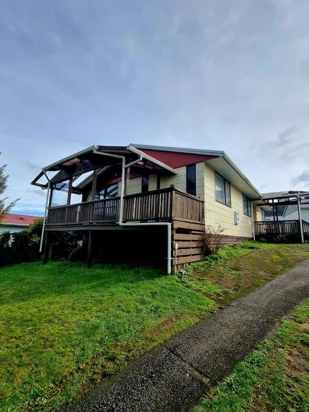 8C Jet Place, Pukehangi, Rotorua - Carousel 1