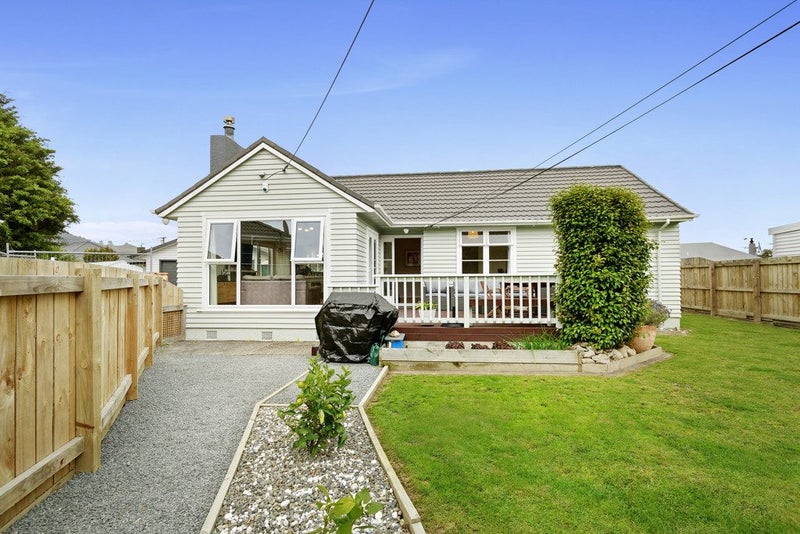 24 Weka Grove, Elderslea, Upper Hutt - Carousel 2