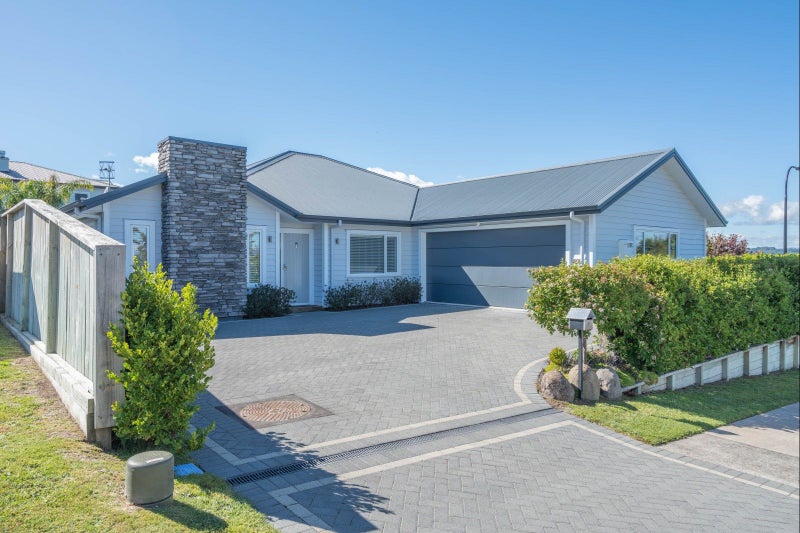 2 Huka Heights Drive, Rangatira Park, Taupo - Carousel 1