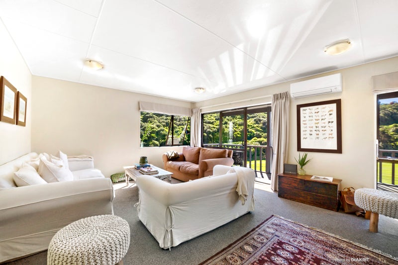 117 Houghton Bay Road, Houghton Bay, Wellington - Carousel 1