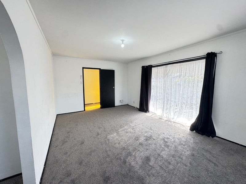 391 Bucklands Beach Road, Bucklands Beach, Auckland - Carousel 2