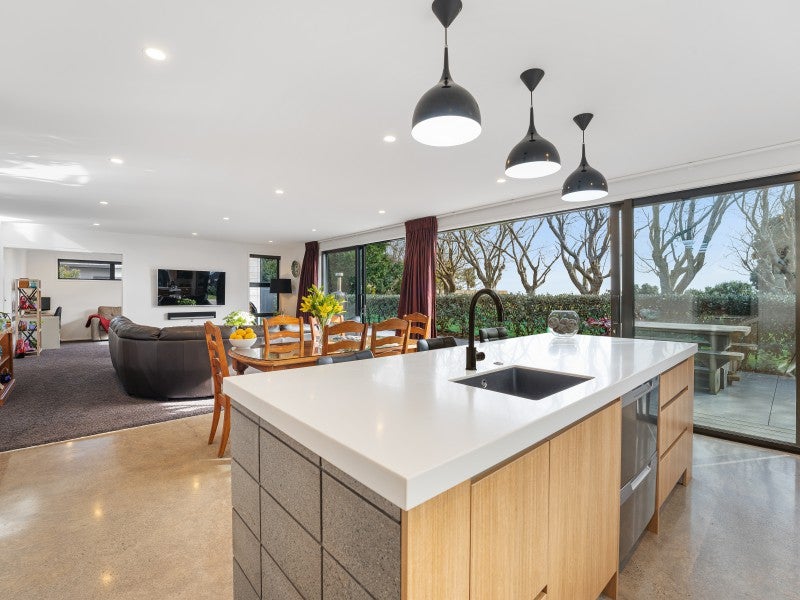 36 Nadine Stanton Drive, Bell Block, New Plymouth - Carousel 2