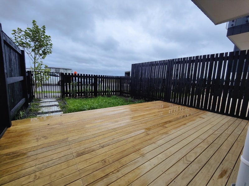 16 Papa Takaro Lane, Flat Bush, Auckland - Carousel 13