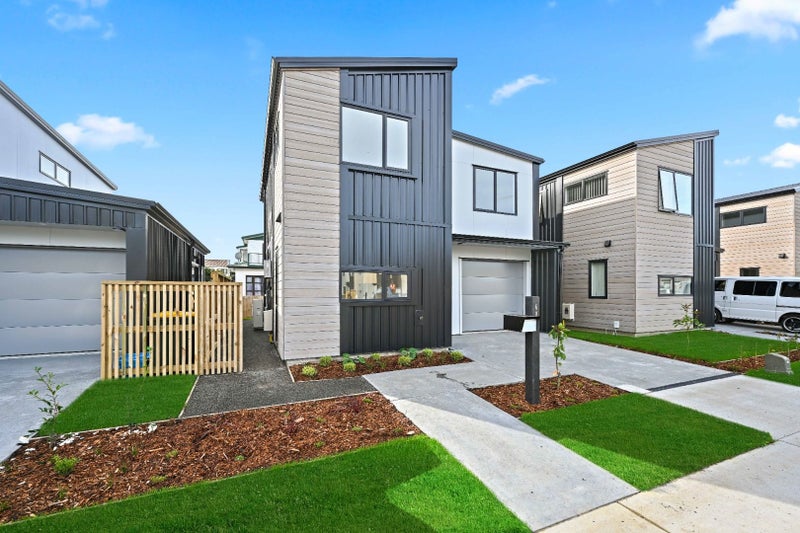 78 Jacks Landing Drive, Hamilton Lake, Hamilton - Carousel 2